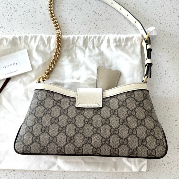 Gucci GG Monogram Padlock Small Shoulder Bag - Picture 5 of 16